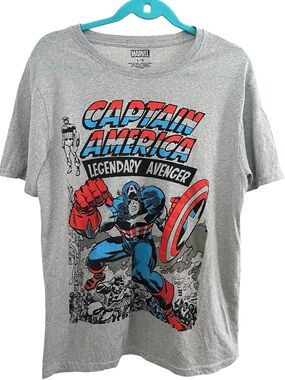 Marvel Captain America Comic Book Style Graphic Tee